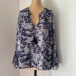Misa LA sz M silk blouse, blue white black floral minor hole shown, unnoticeable
